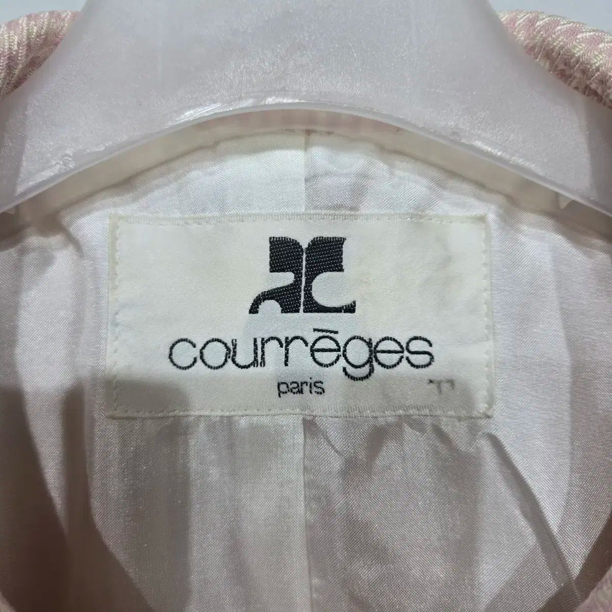 Courreges クレージュ