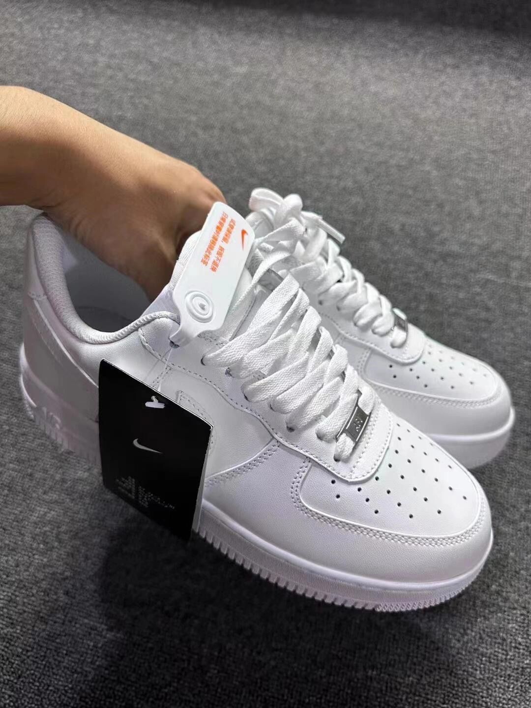 新品 NIKE AIR FORCE 1 '07 ナイキ エア フォース 1 '07 メンズ スニーカー ローカット WHITE/WHITE ホワイト 白 CW2288-111 男女兼用