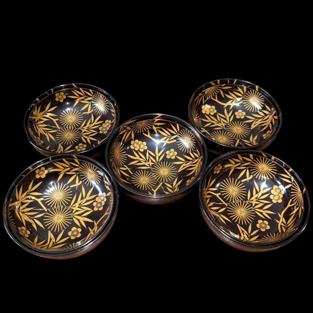漆器 椀 5客セット【輪島溜塗り】菊花金蒔絵 漆器 椀 5客セット【輪島溜塗り】菊花金蒔絵 未使用品 美品 豪華
