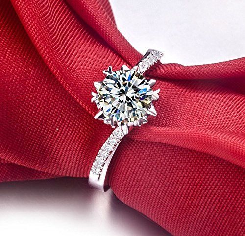 幸運のスタイルブリリアント1ctダイヤモンドの女性の婚約指輪純粋なシルバー優秀な結婚式のジュエリーギフトの花嫁のための THREE