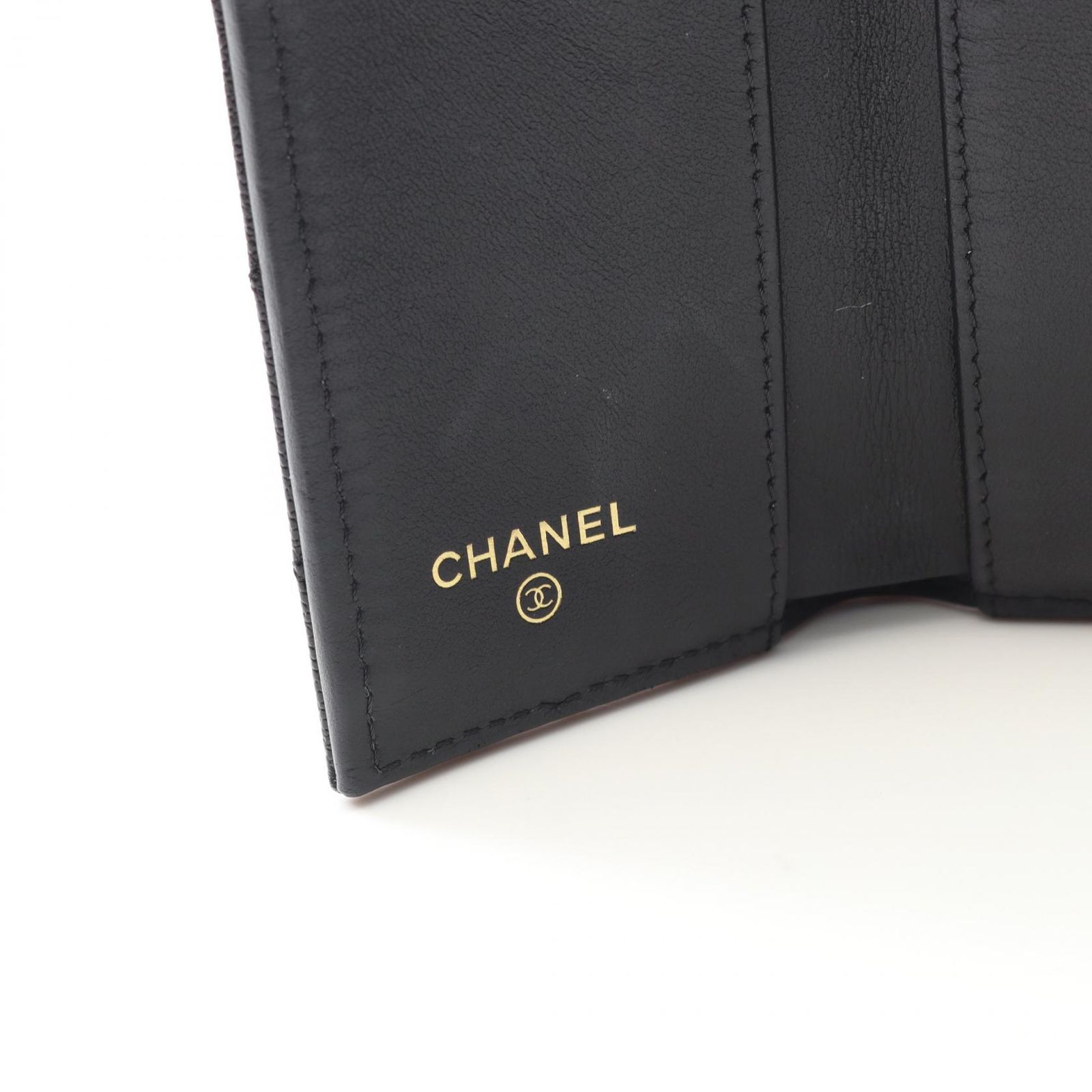 シャネル CHANEL 三つ折り財布 マトラッセ スモール フラップ