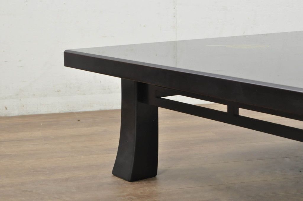 輪島塗　座敷机　ローテーブル　黒色 ☆事前問合せ必須☆ 座卓 中古 美品 特撰輪島塗り 在銘 沈金 ガラス天