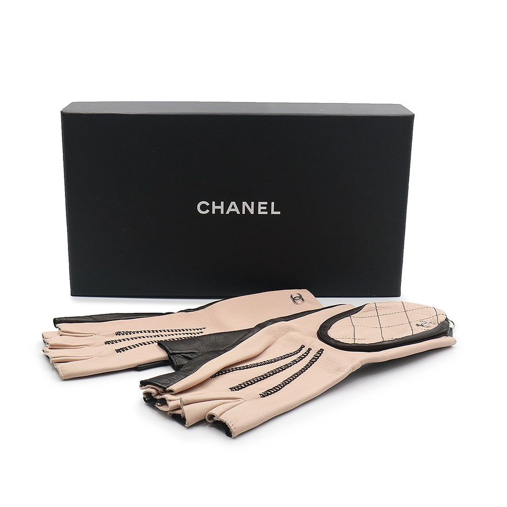 CHANEL ワインレッド手袋 CCロゴ付き CHANEL ワインレッド手袋 CCロゴ付き - メルカリ
