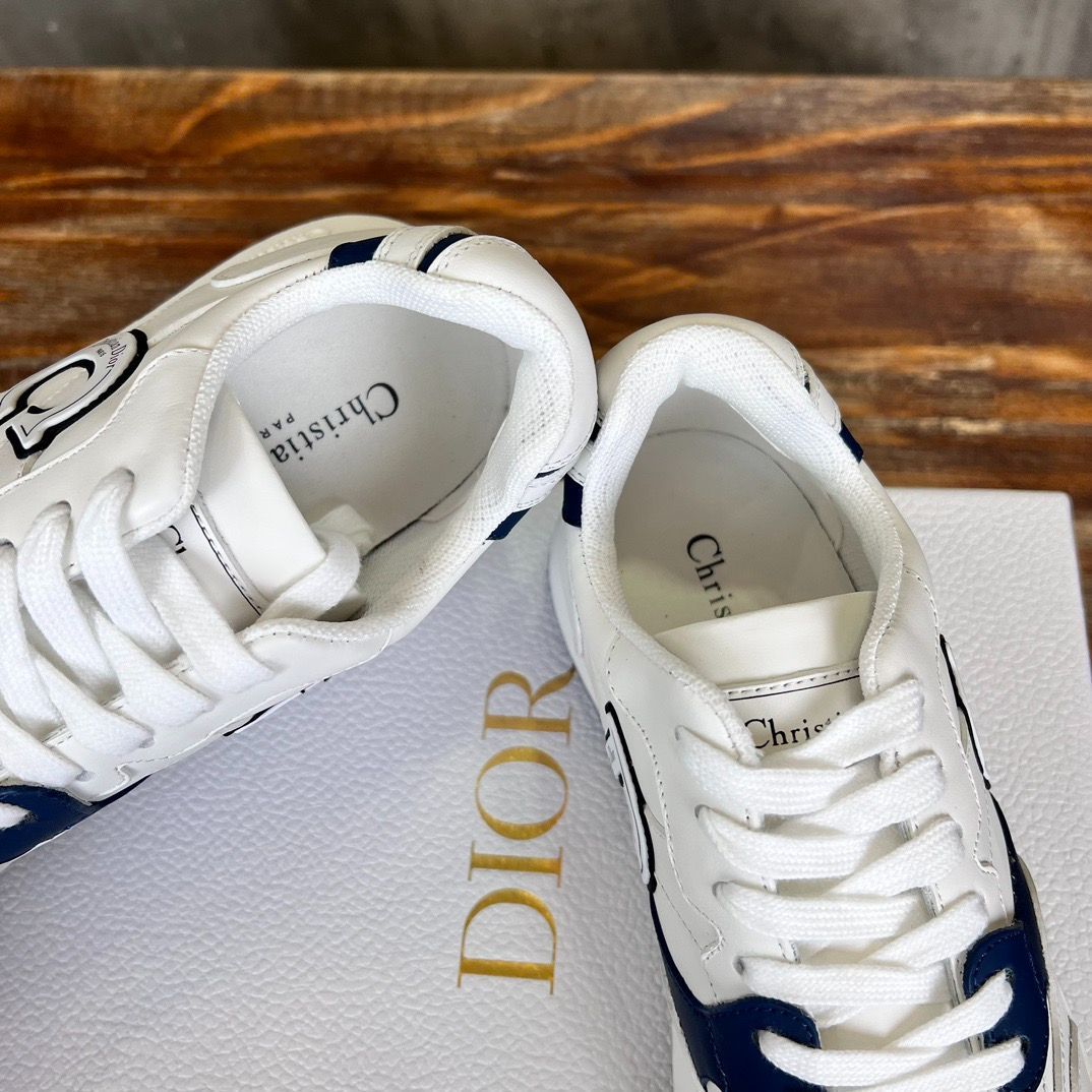 Dior Cest スニーカー02-2 - メルカリ