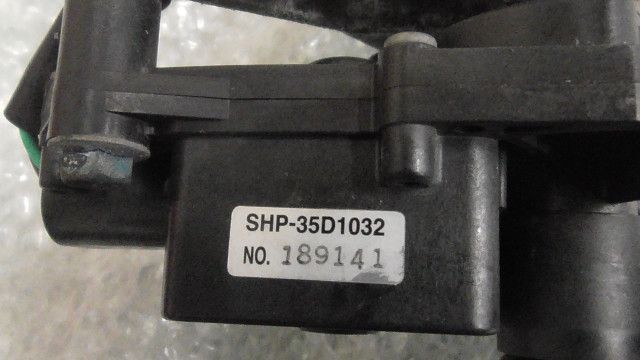 ニンジャ Ninja 250 ABS EX250L-013xxx の スロットルボディ