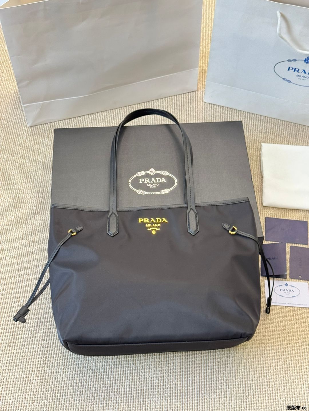 プラダナイロンバック ブラック ポーチ付 ミディアム Re-Nylon バックパック | PRADA
