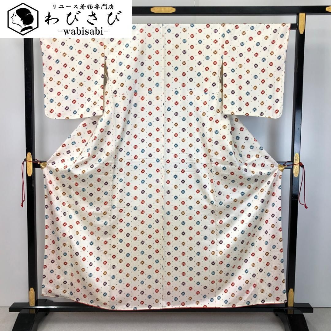 小紋 六角形に可愛らしい水玉模様 乳白色 しつけ糸 K-5272