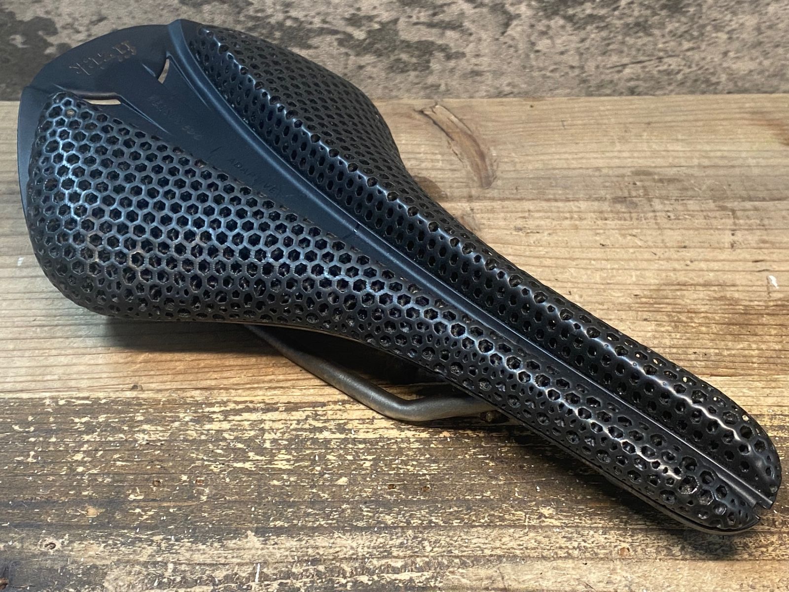 IW562 フィジーク fizik アンタレス ANTARES VERSUS EVO R3 ADAPTIVE 