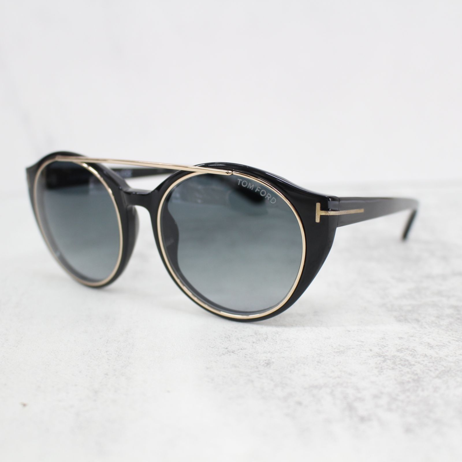 S043)【美品】TOMFORD/トムフォード サングラス Joan TF383 01W 52□19 