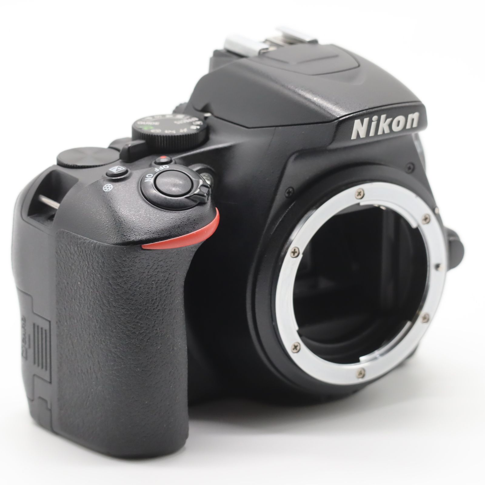 Nikon D3500 ボディ ショット数 23646回