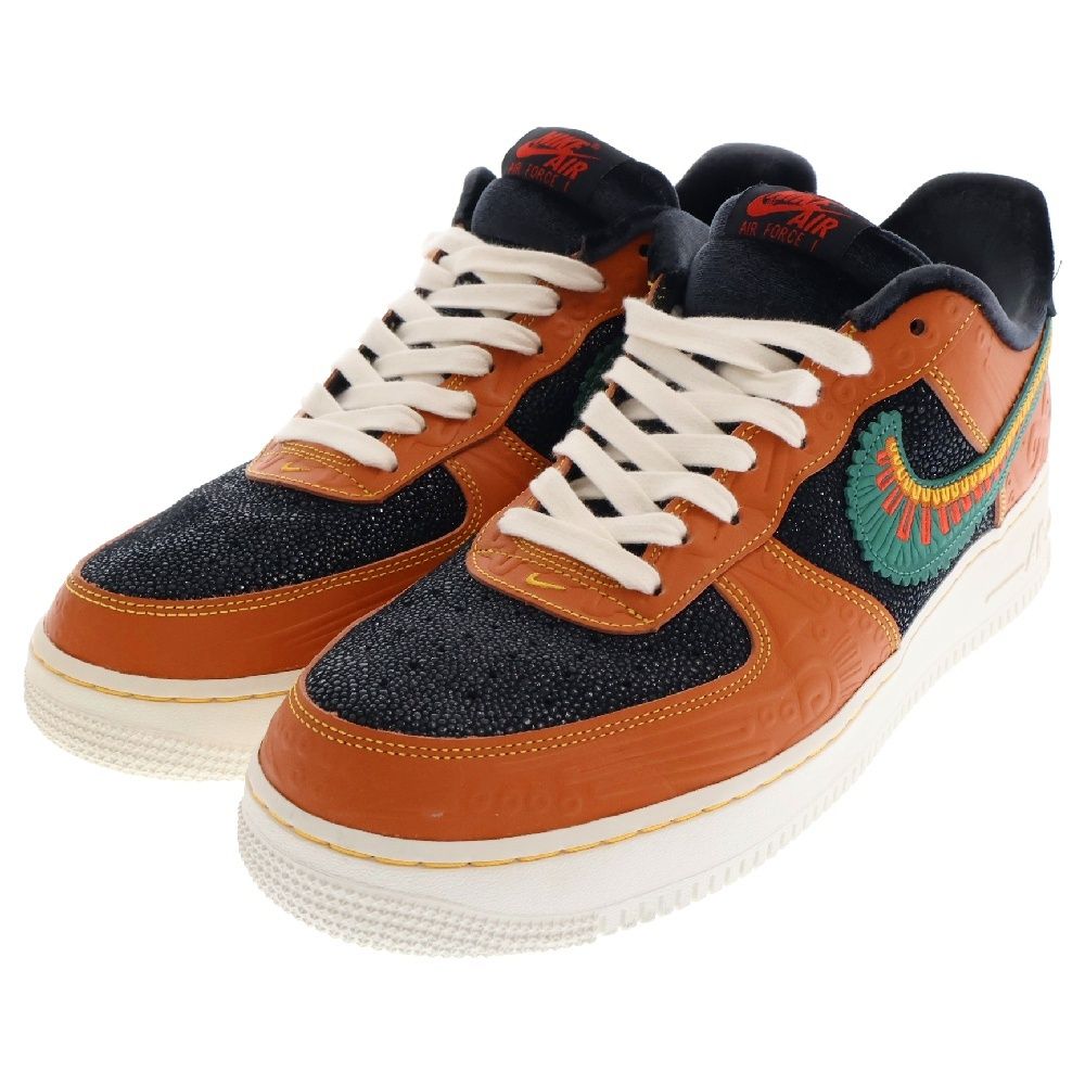 NIKE (ナイキ) AIR FORCE 1 '07 LX SIEMPRE FAMILIA エアフォース1