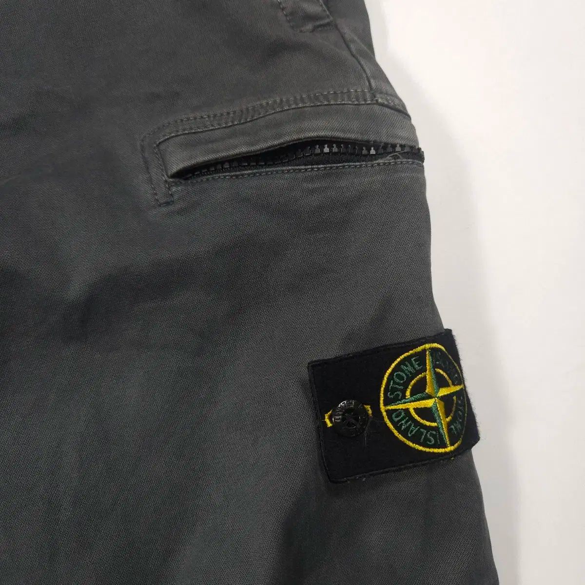 STONE ISLAND(ストーンアイランド) ワッペン カーゴ パンツ 36