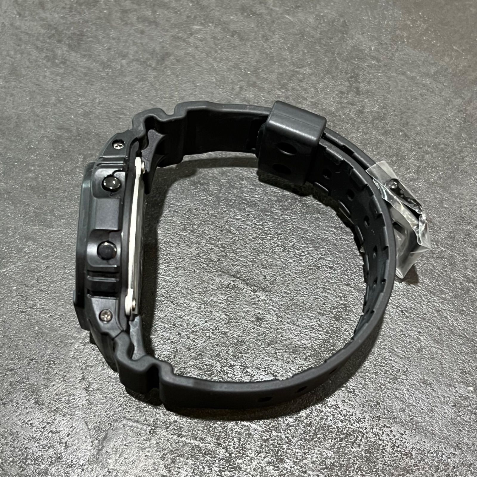 CASIO G-SHOCK × KOUSUKE KAWAMURA BEAMS別注 DW 5600-VT 