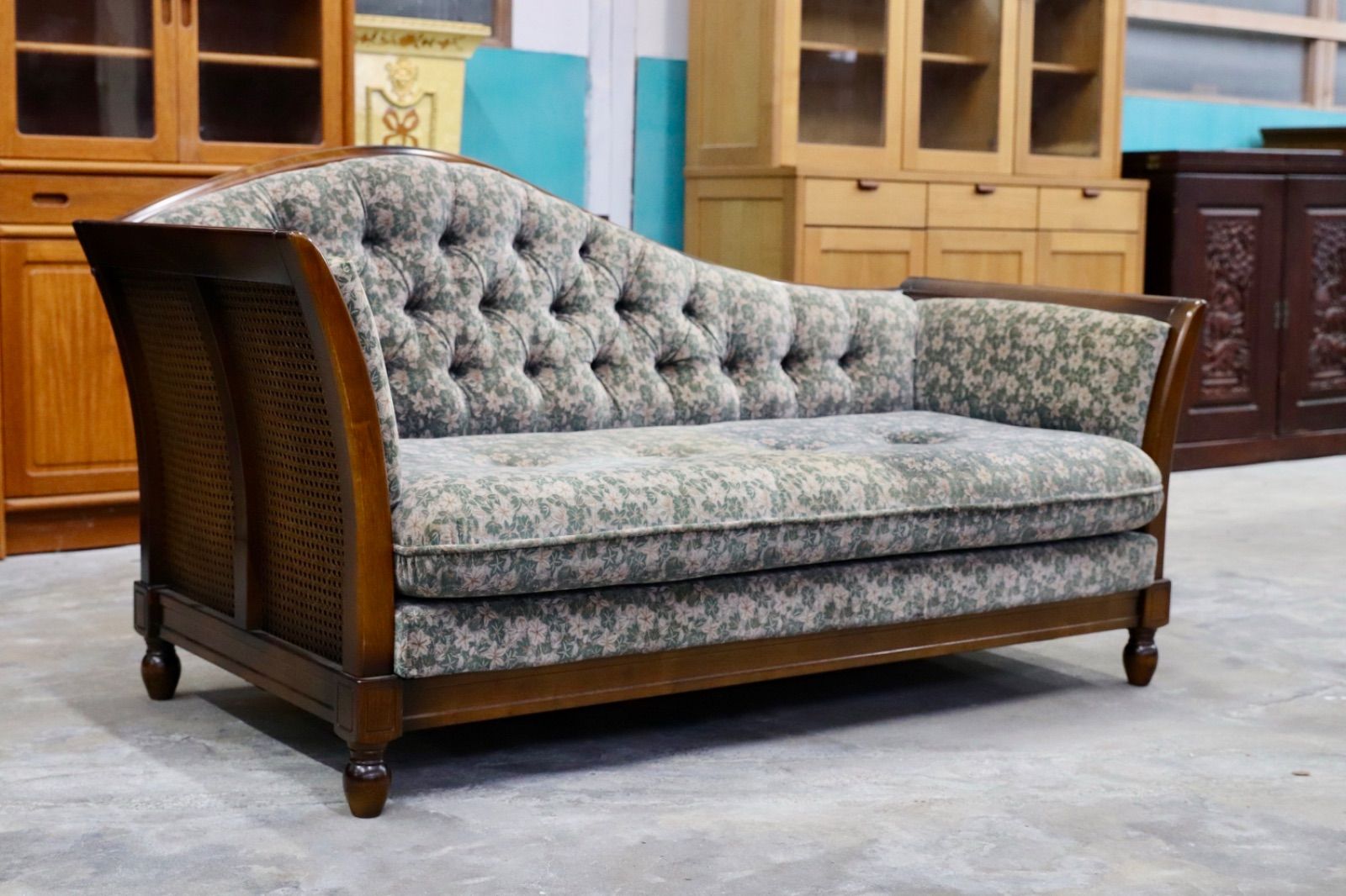 GMIS279○karimoku カリモク コロニアル 2人掛けソファ ラブソファ レトロ ファブリック カントリー 国産家具 定価約20万