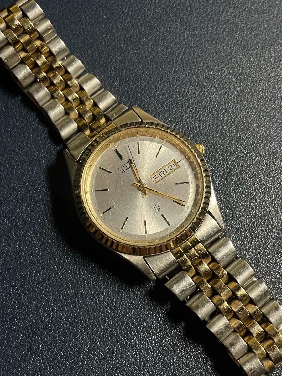 ヴィンテージ CITIZEN シチズン メタル クォーツ 時計