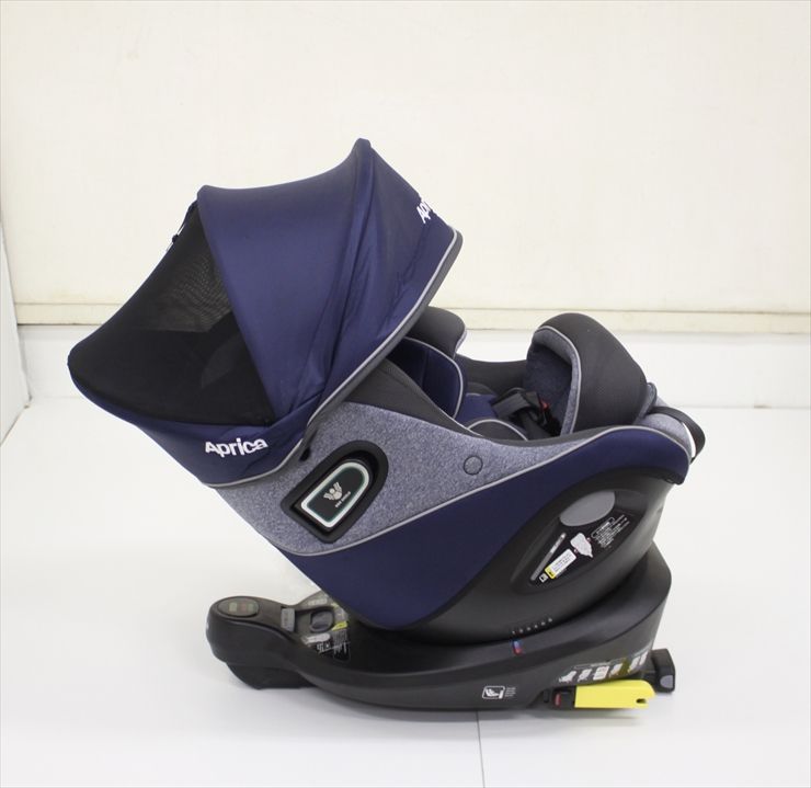 クルリラ プロテクト ネイビーNV 2090611 アップリカ製チャイルドシート 新生児OK ISOFIX取付 クリーニング済み B428001t