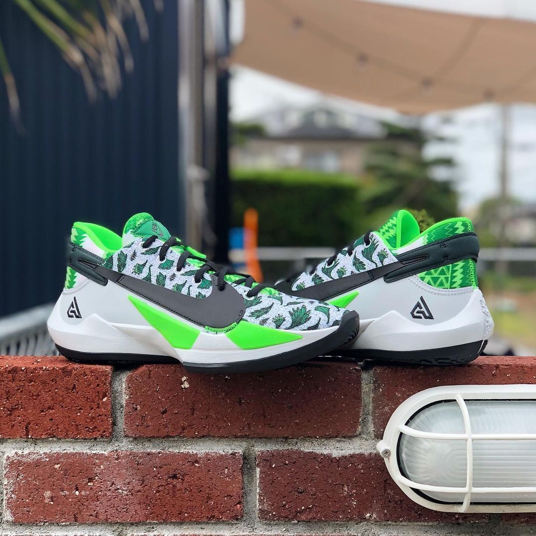 ズームフリーク2 Amazon.co.jp: NIKE ナイキ ヤニス・アデトクンボ