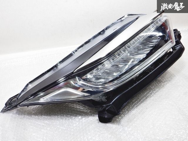 ヴェゼル RU1-RU4 ヘッドライト 右側 KOITO 100-62292 ヴェゼル RU1-RU4 ヘッドライト 右側 KOITO 100-62292 ヴェゼル