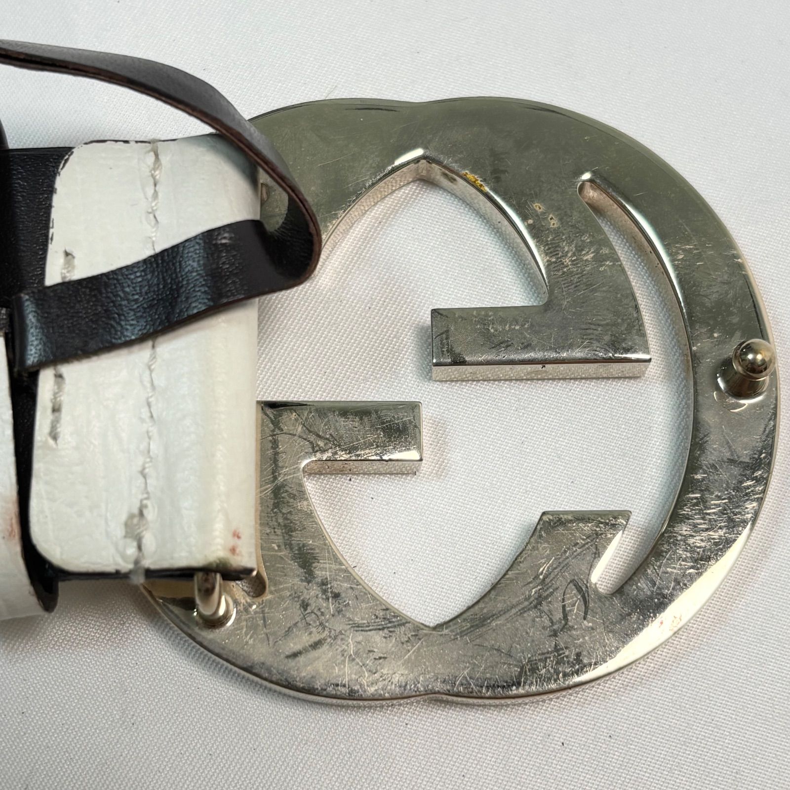 送料無料】GUCCI/グッチ/ベルト/ホワイト×ゴールド金具/GGバックル