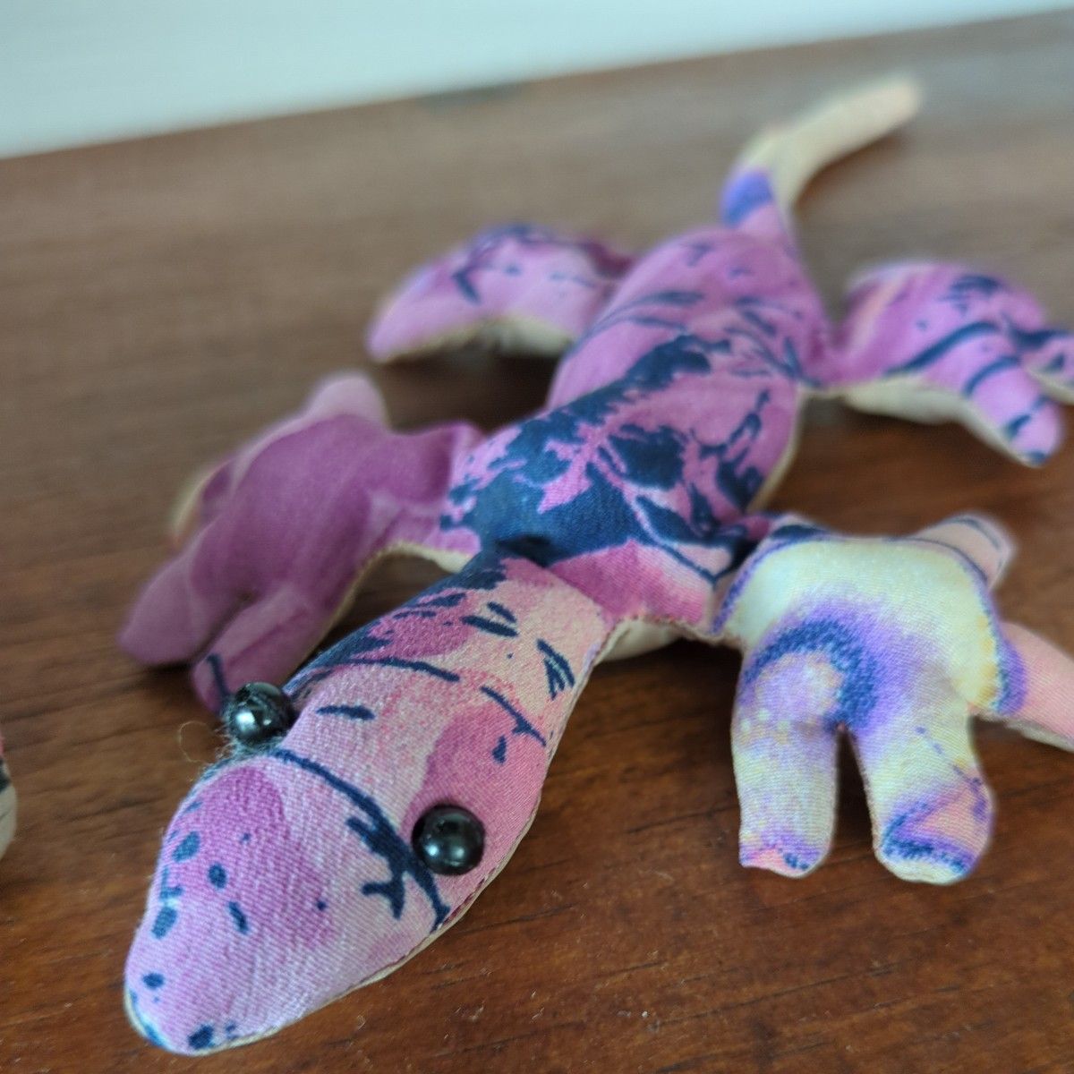 バリ島〜とかげ ゲッコー 置物 大小セット - メルカリ