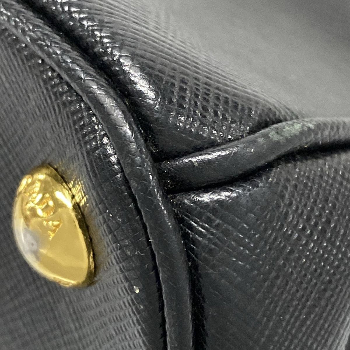 プラダ トートバッグ