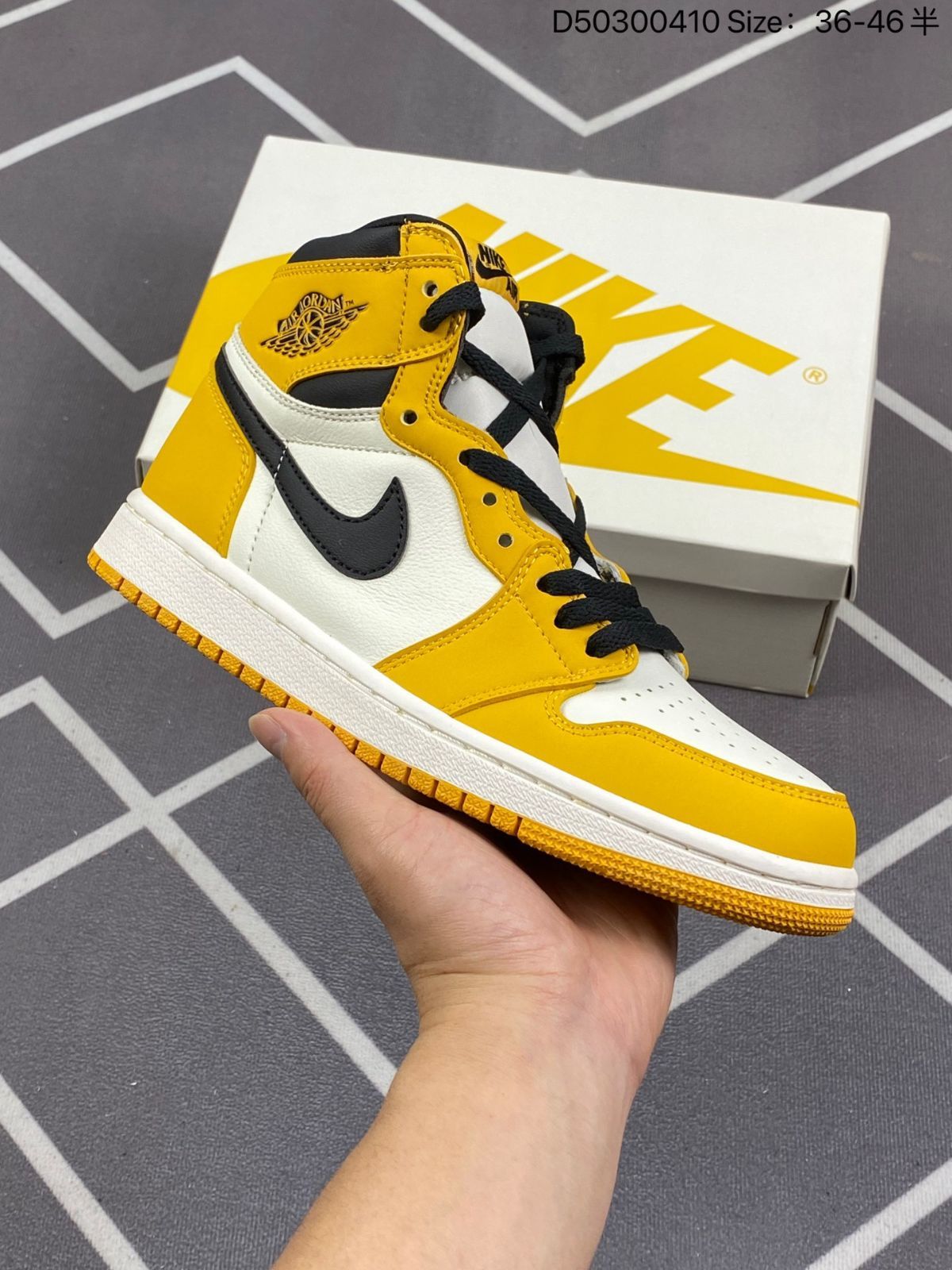 Nike Air Jordan 1 High OG  Yellow Ochre