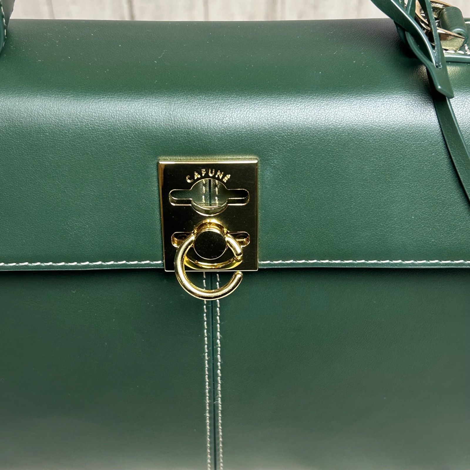 ✴︎月末限定セール✴︎【美品】CAFUNE カフネ グリーン レザー