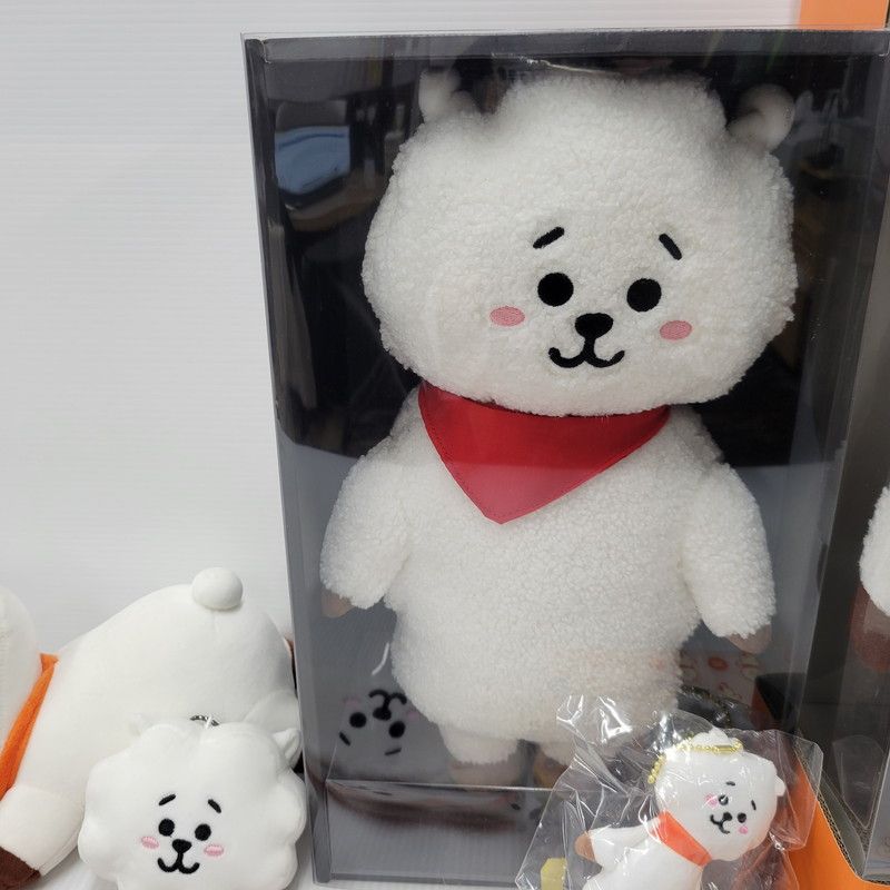  品 BT 21 プラッシュドール RJジャンボぬいぐるみセット 084 251011 mh 01 izu ぬいぐるみ マスコット ミュージシャン