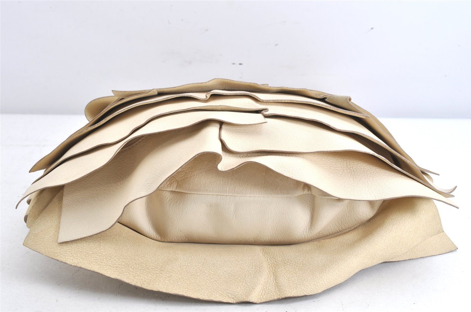 YVES SAINT LAURENT イヴ・サンローラン ショルダーバッグ 美品】イヴ