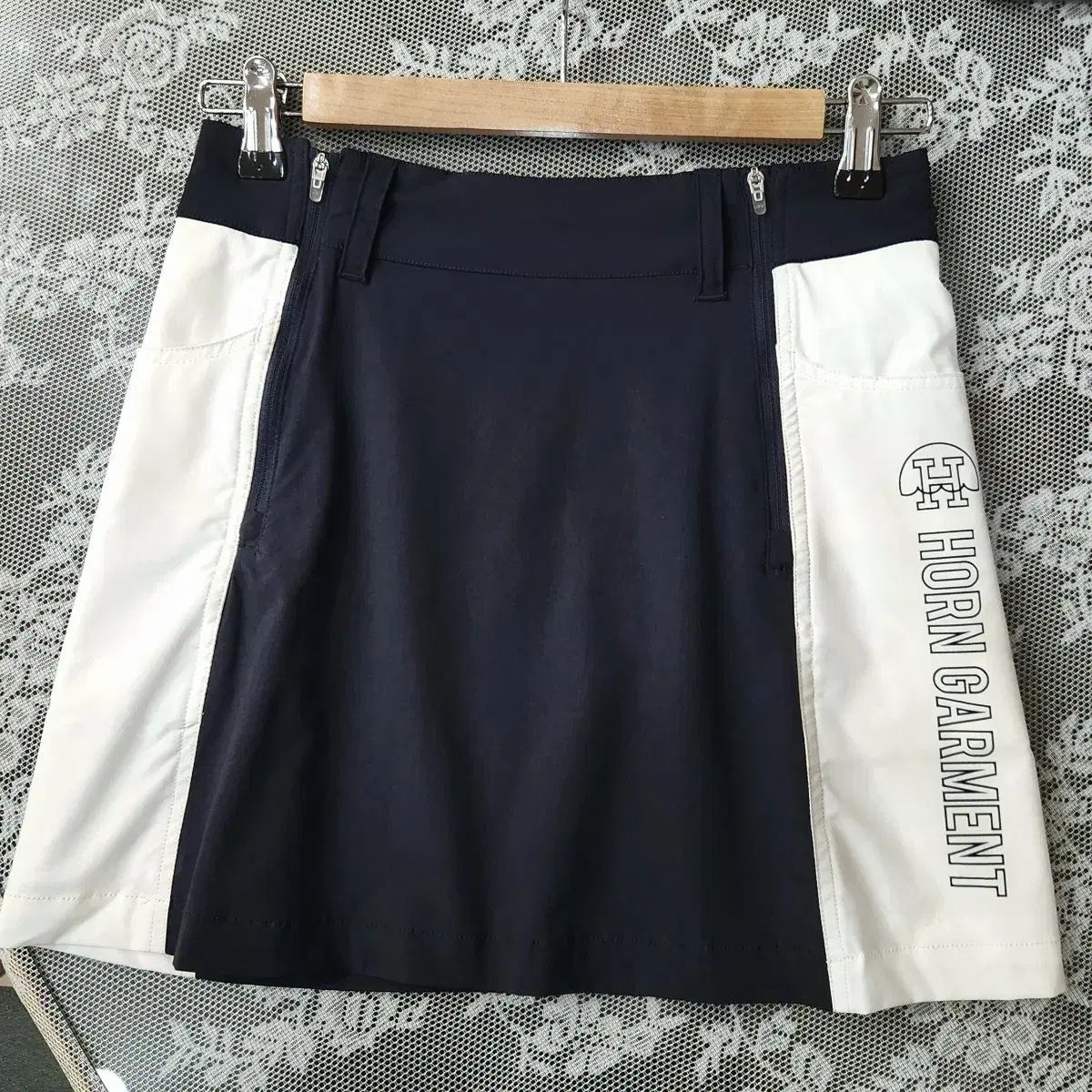 新品) ホーンガーメント 女性用ゴルフスカート S - メルカリ