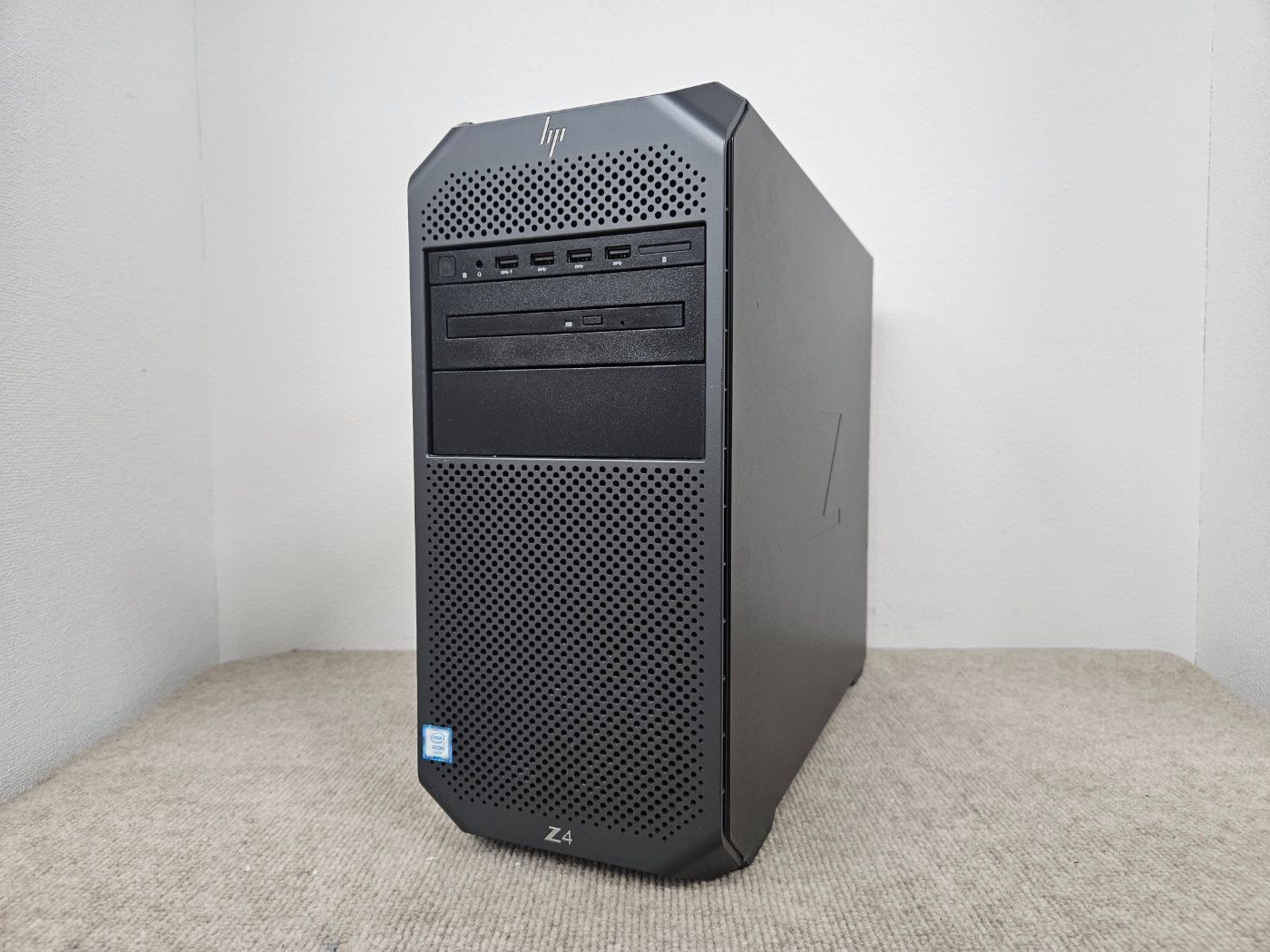 HP Z4 G4 Workstation AI研究 ワークステーション Intel Xeon W-2145 8コア16スレッド 128GBメモリ M.2 SSD 1TB NVIDIA RTX4000
