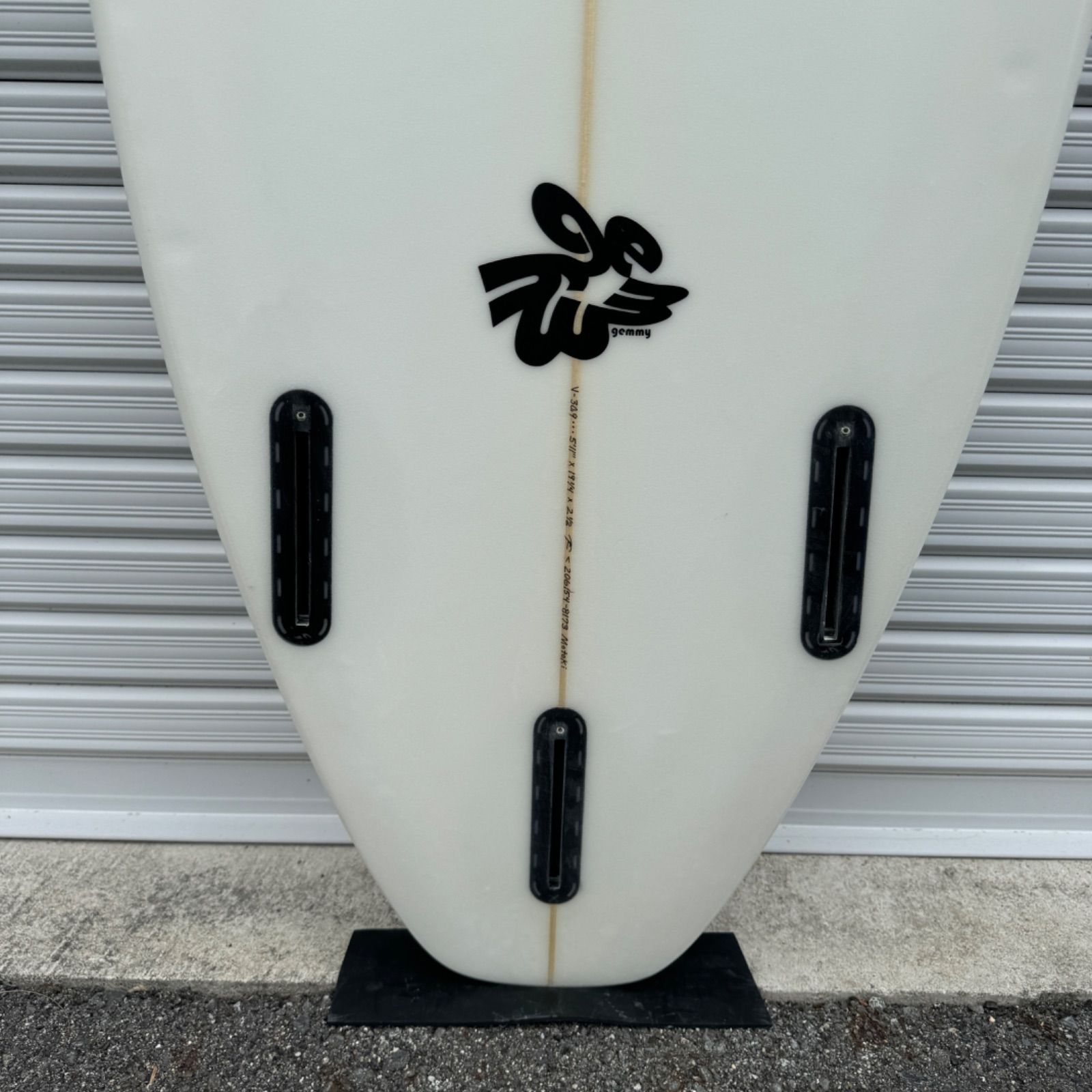 美中古 ジャスティス JUSTICE サーフボード 5'11 ティムキャロル TIM CARROLL 30.9L ジェミー gemmy ショートボード サーフィン PU オールラウンド パフォーマンスボード