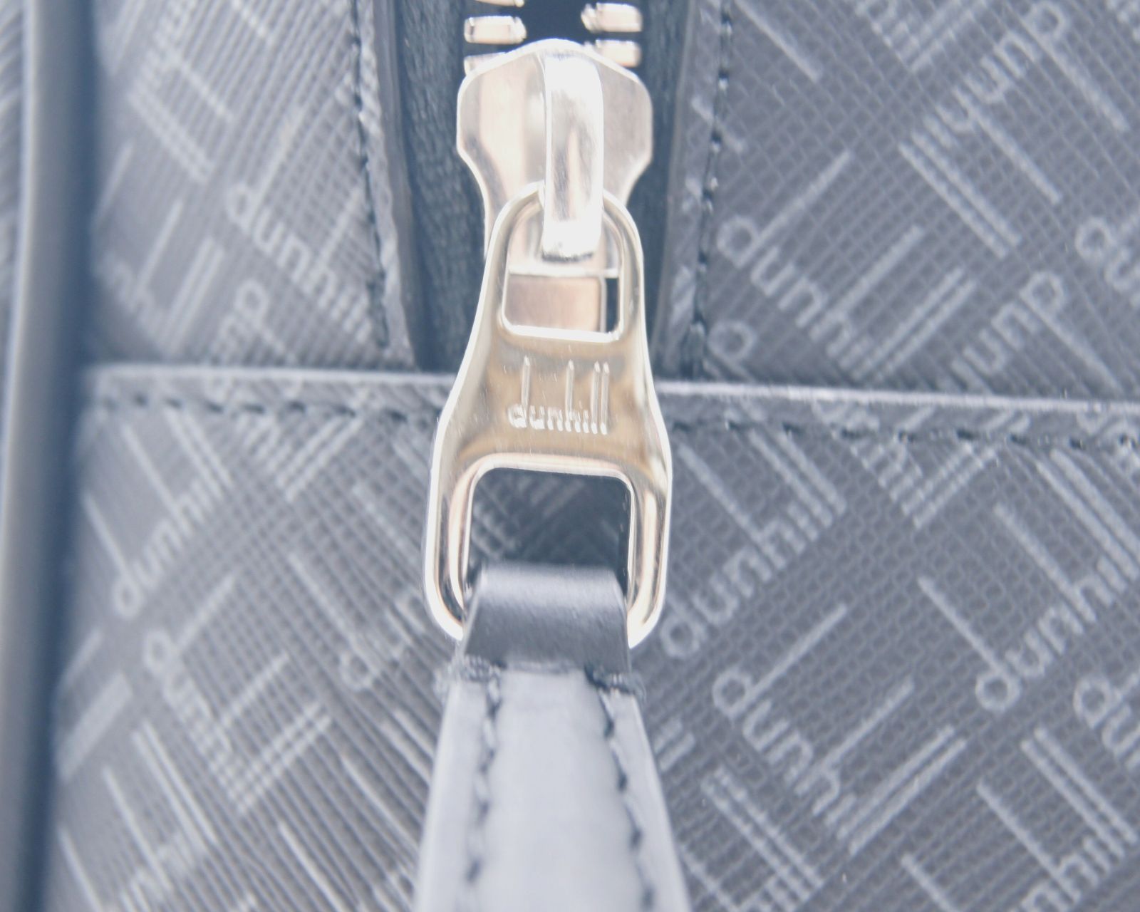 ダンヒル リュックサック dunhill モノグラム柄 バックパック