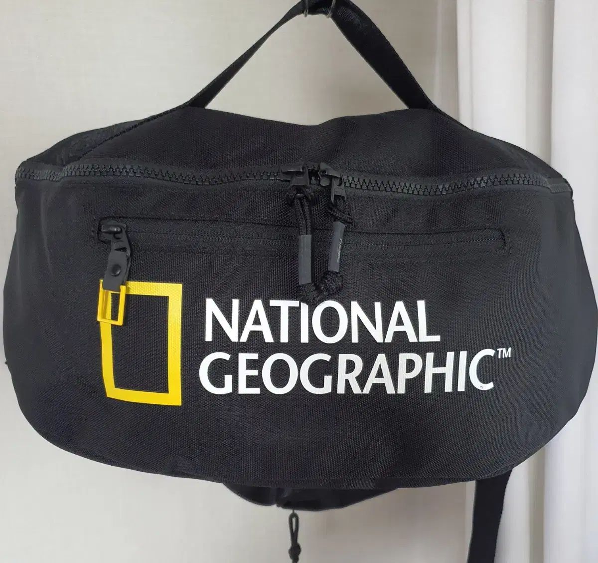 NATIONAL GEOGRAPHIC ナショナルジオグラフィック ユーティリティ スリングバッグ