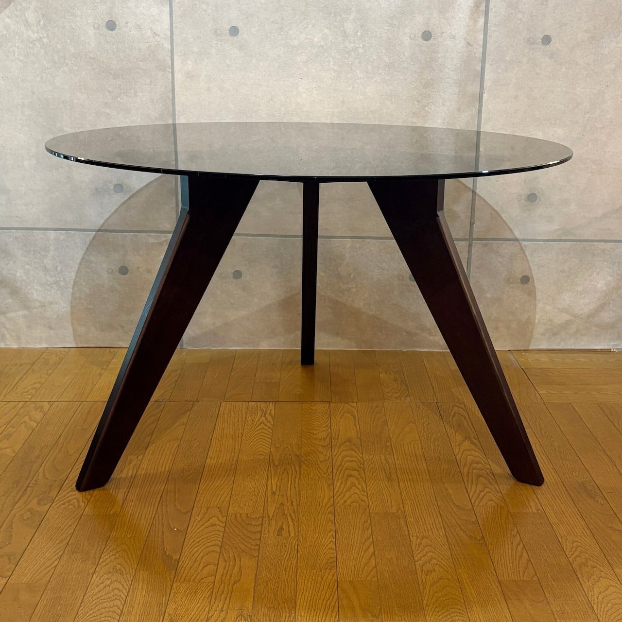 アゴ ダイニングテーブル