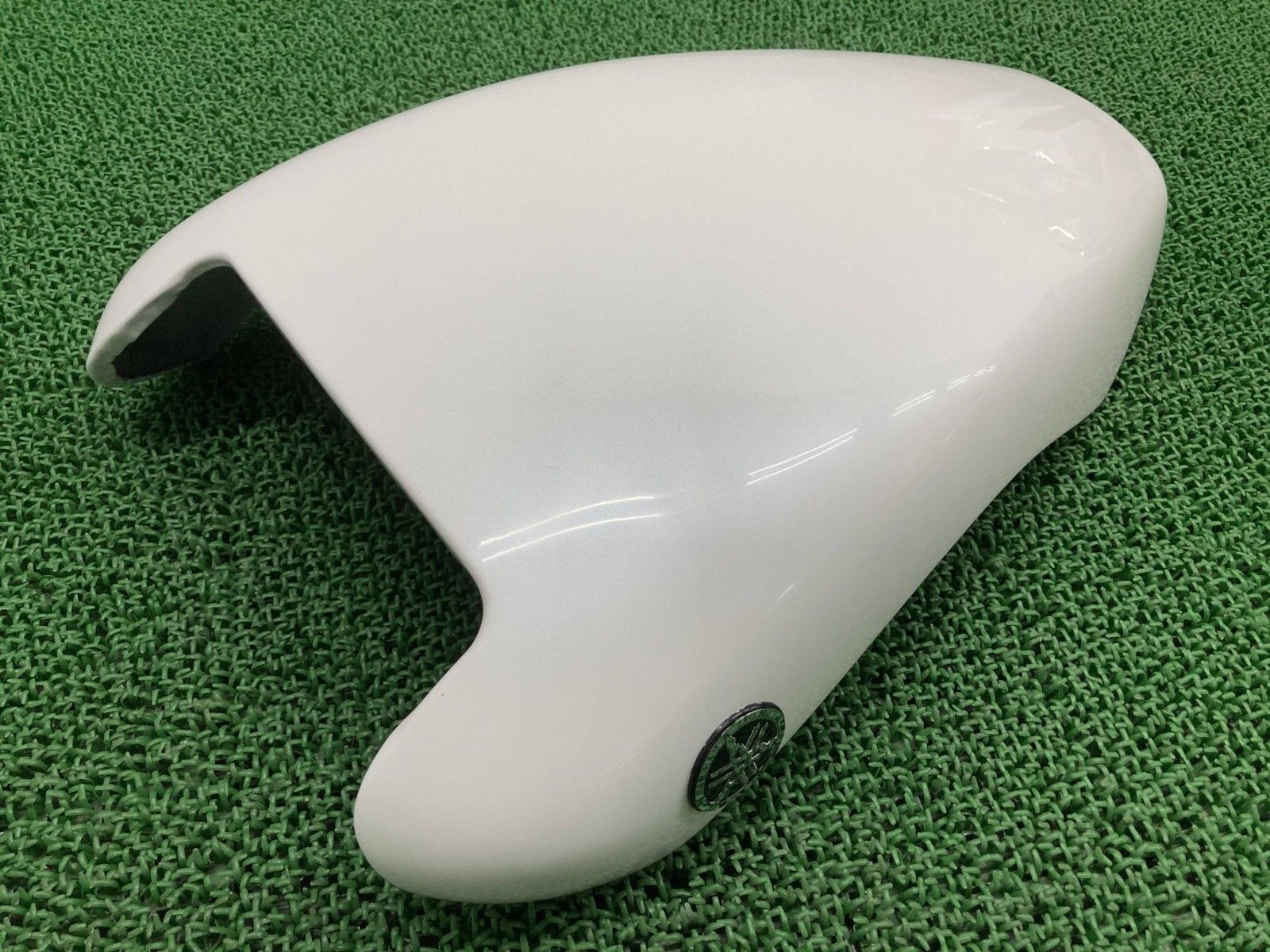 V-MAX タンクカバー ヤマハ 純正 VMAX1200 ダミータンクカバー パールホワイト ペイント素材に コケキズ無し 品薄 jZ