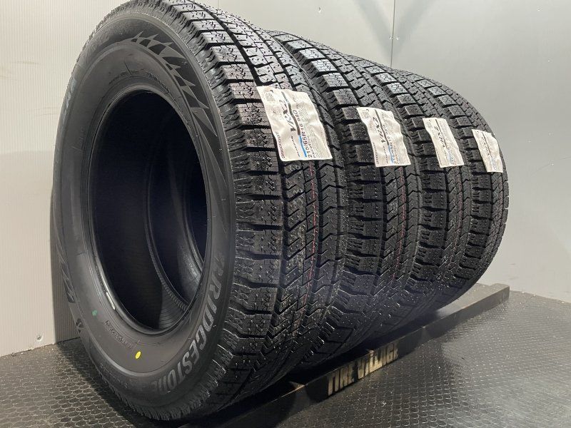 ブリヂストン　ブリザック vrx2 215/65r16 24年製　イボ付き　美品 新品】24年製 BS BRIDGESTONE BLIZZAK VRX2 215/65R16 98Q 16インチ