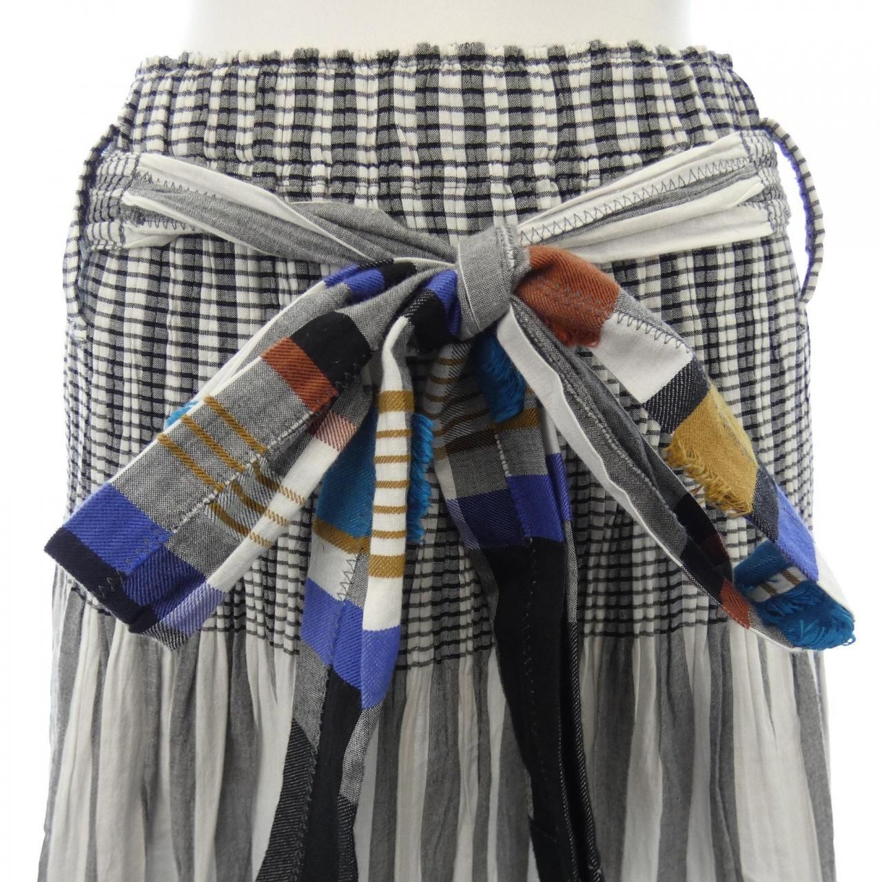 ミーイッセイミヤケ me ISSEY MIYAKE MI01FG572 スカート GULLKHAN_COM