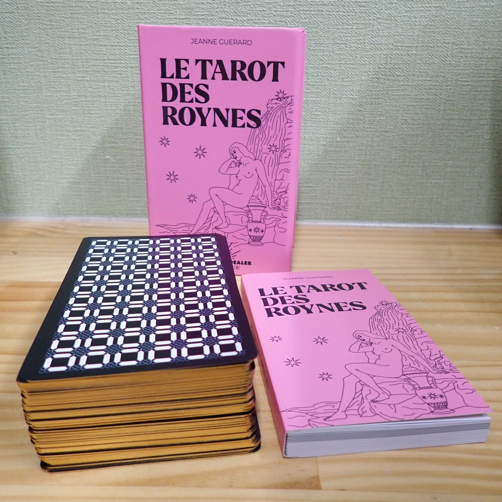 2310d4-25☆【フランス語版】Le Tarot des Roynes - メルカリ
