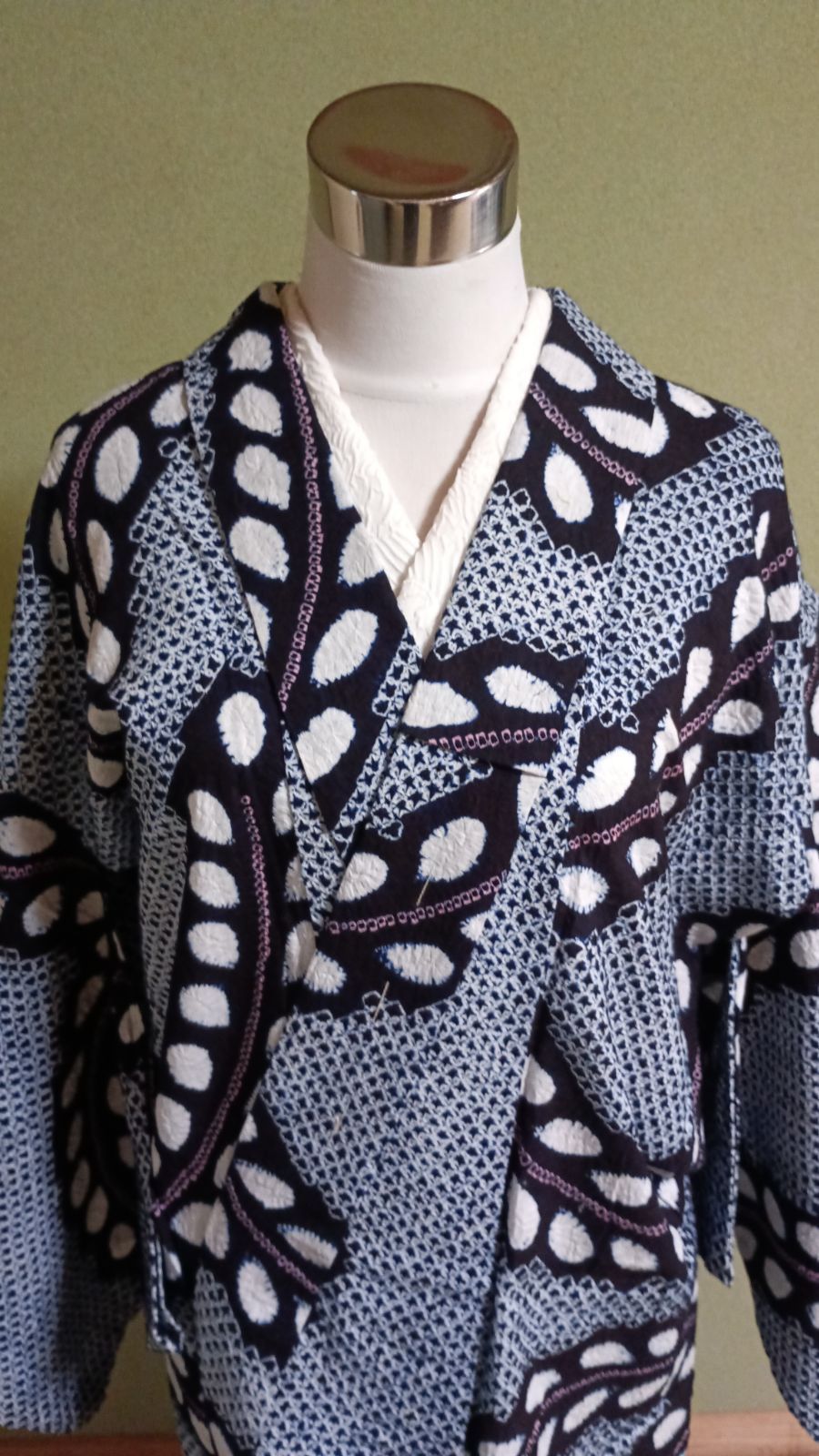 洗える 夏着物 有松・鳴海絞り 枝花文 藍染 浴衣 肩当て付き 絞り浴衣