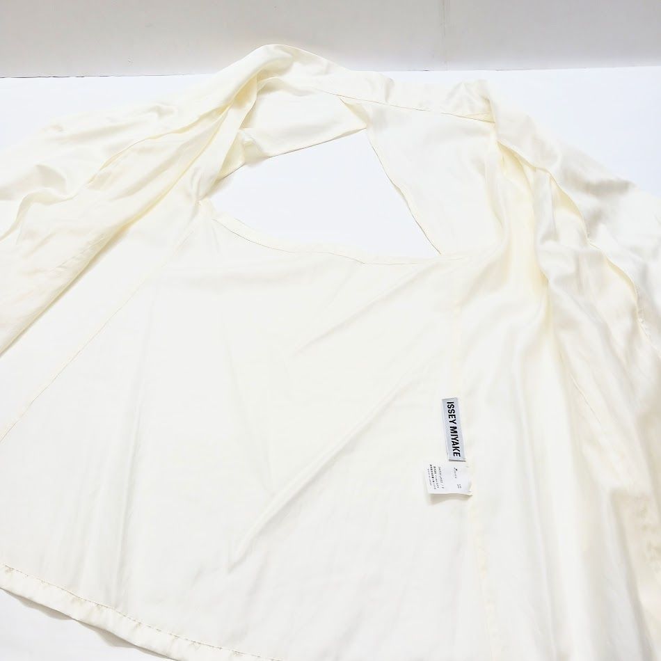 22AW 未使用品 ISSEY MIYAKE イッセイミヤケ LUSTER SHIRT IM23FJO22 