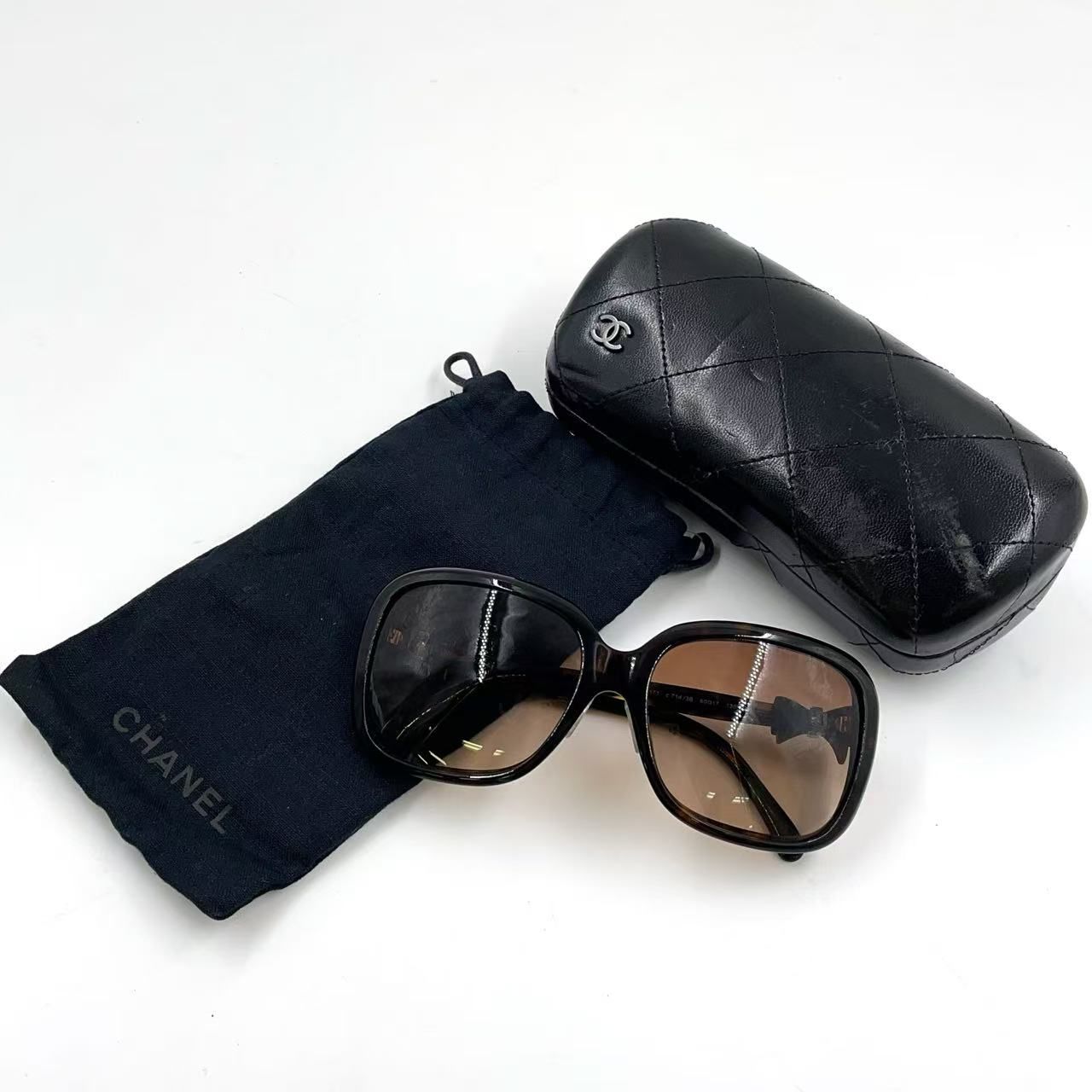 CHANEL シャネル リボン サングラス べっ甲調 ブラウン系 CHANEL リボン べっ甲柄 プラスチック ブラウン サングラス