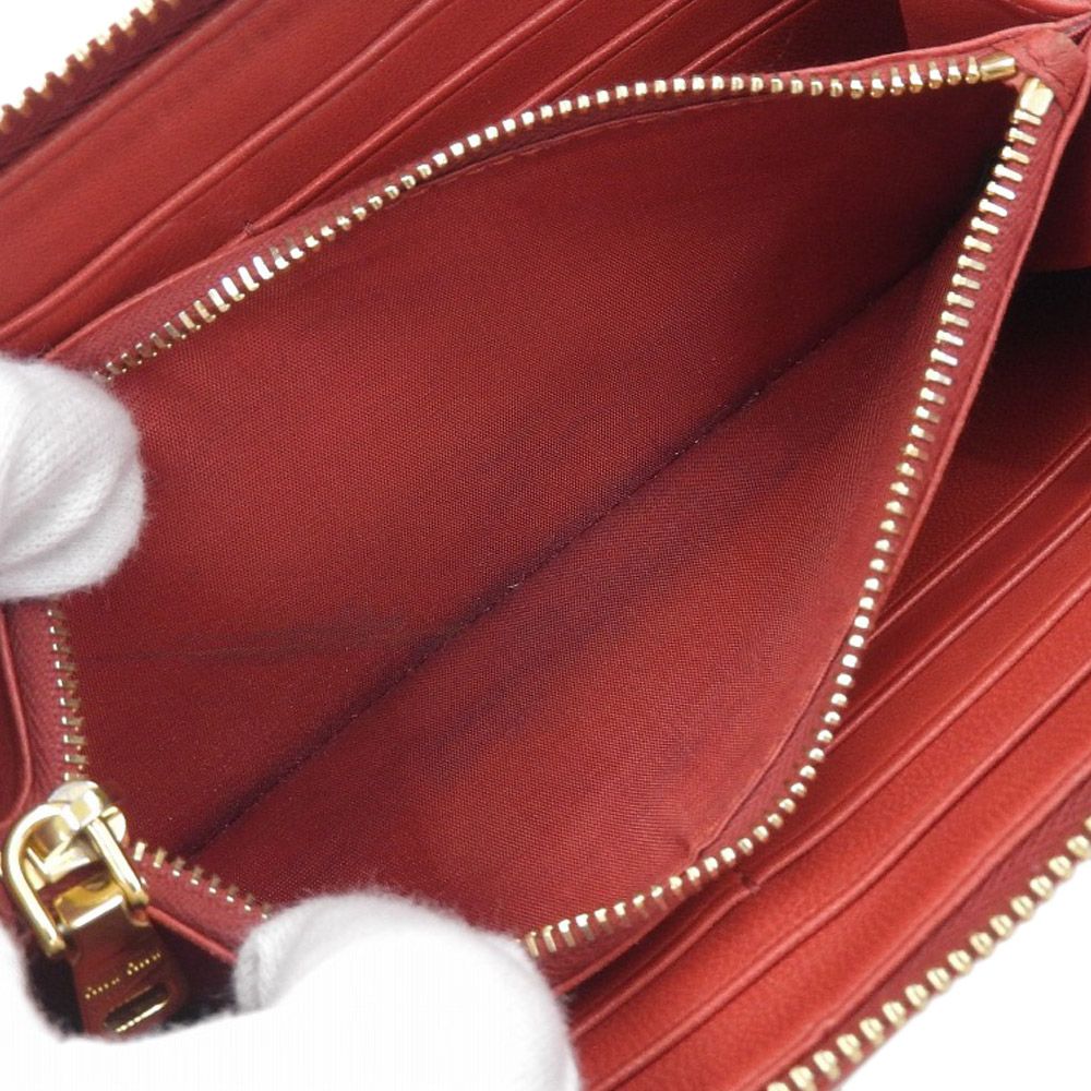 ミュウミュウ 長財布 ラウンドジップ マテラッセ ロゴ金具 ギャランティカード付 ミュウミュウ 長財布 ラウンドジップ マテラッセ ロゴ金具