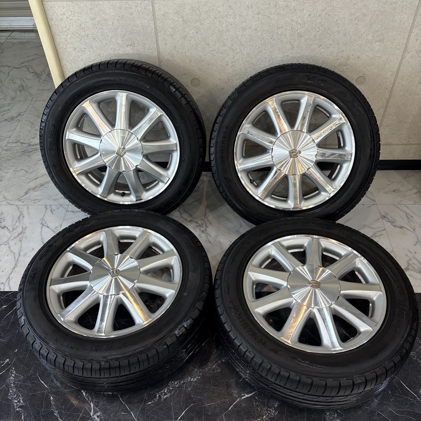 注文 【送料無料】17クラウン 純正ホイール4本 タイヤホイールセット