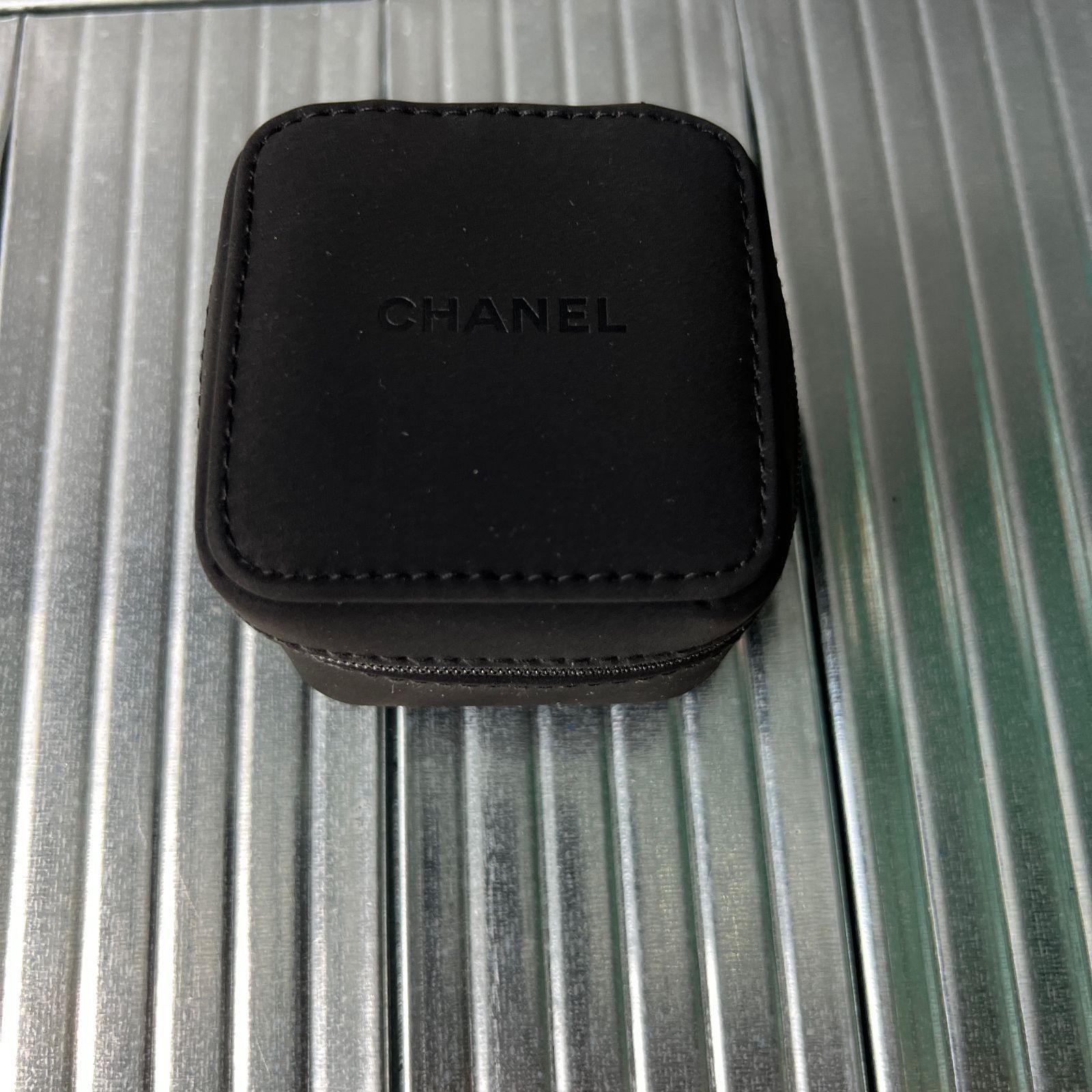CHANEL 時計の空箱と説明書のみ 楽天市場】シャネル CHANEL H5852 J12 マドモアゼル ダイヤ
