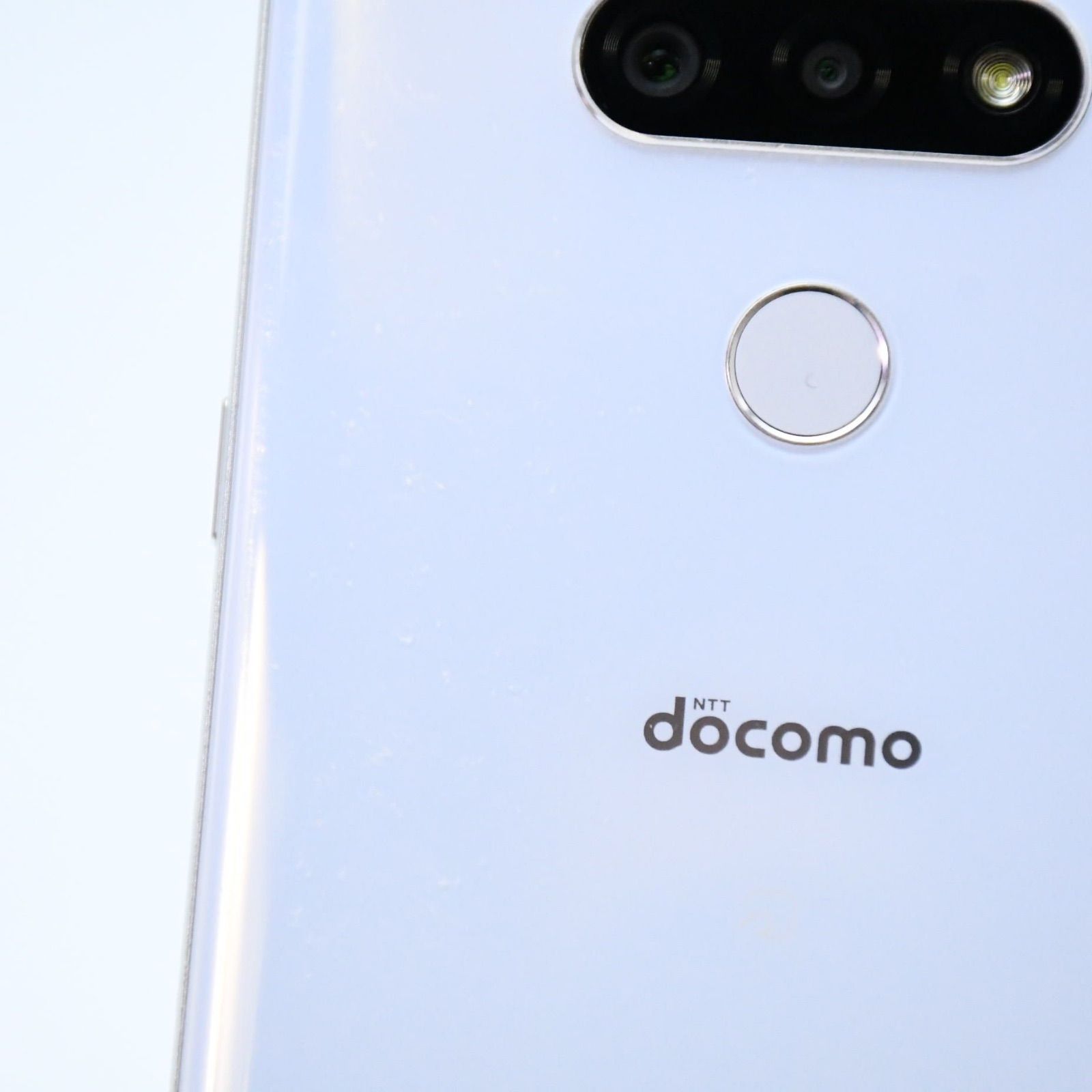 美品 SIMフリー LG style3 L-41A 64GB ホワイト電池良好 液晶美品＊電池良好】SIMフリー docomo L-41A LG style3 ホワイト