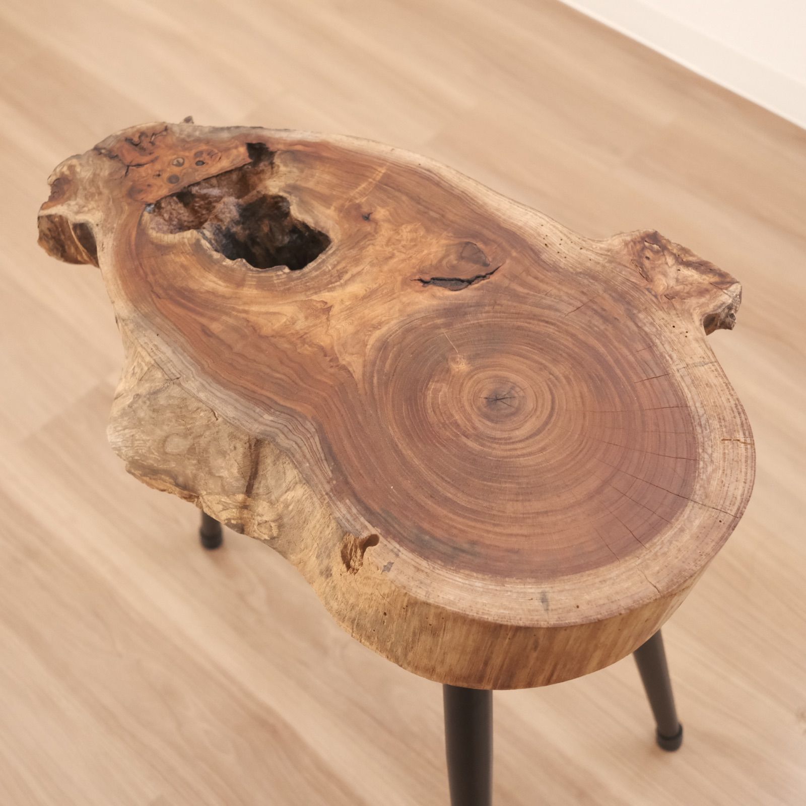 欅のテーブル / コーヒーテーブル / サイドテーブル / table / 一枚板