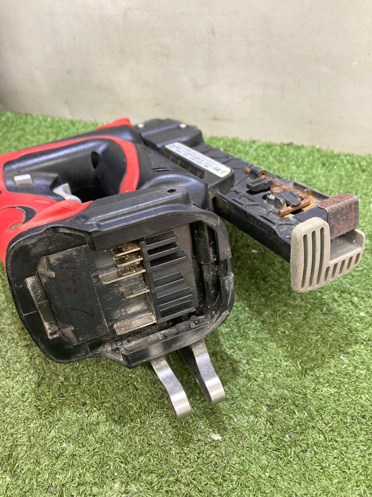 MAX マックス 充電式フィニッシュネイラ TJ-35FN1-BC/50A MAX MAX マックス 充電式フィニッシュネイラ TJ-35FN1-BC/50A MAX