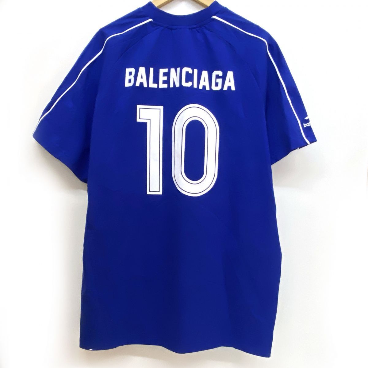 BALENCIAGA Soccer Tシャツ ブルー サイズ2 Men's Soccer Oversized T-shirt in Blue | Balenciaga US