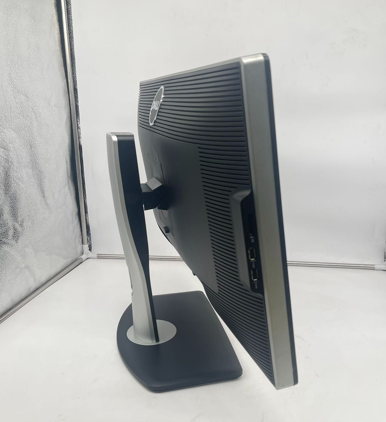 DELL U2713HMt / 27型ワイド液晶モニタ / HDMI Z854 DELL U2713HMT 27